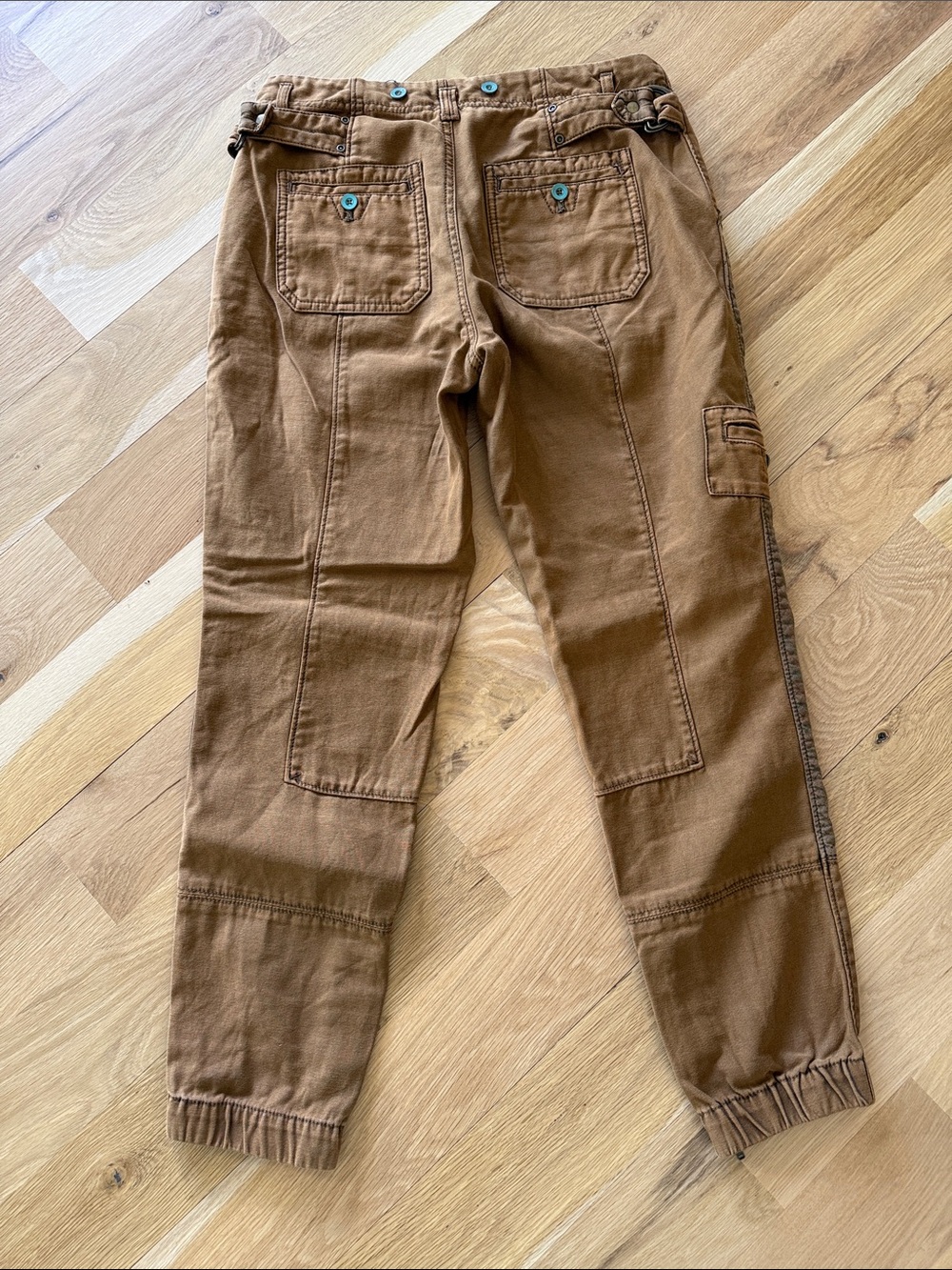 HeiHei by Anthropologie Two Tone Brown Khaki Cargo Pants - Picture 3 of 12